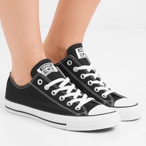 Converse Women’s Chuck Taylor All Star